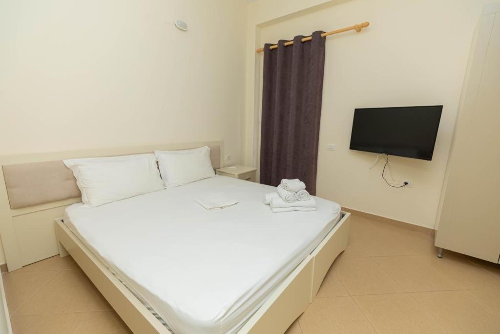 Premier Guest House Avlonya Dış mekan fotoğraf
