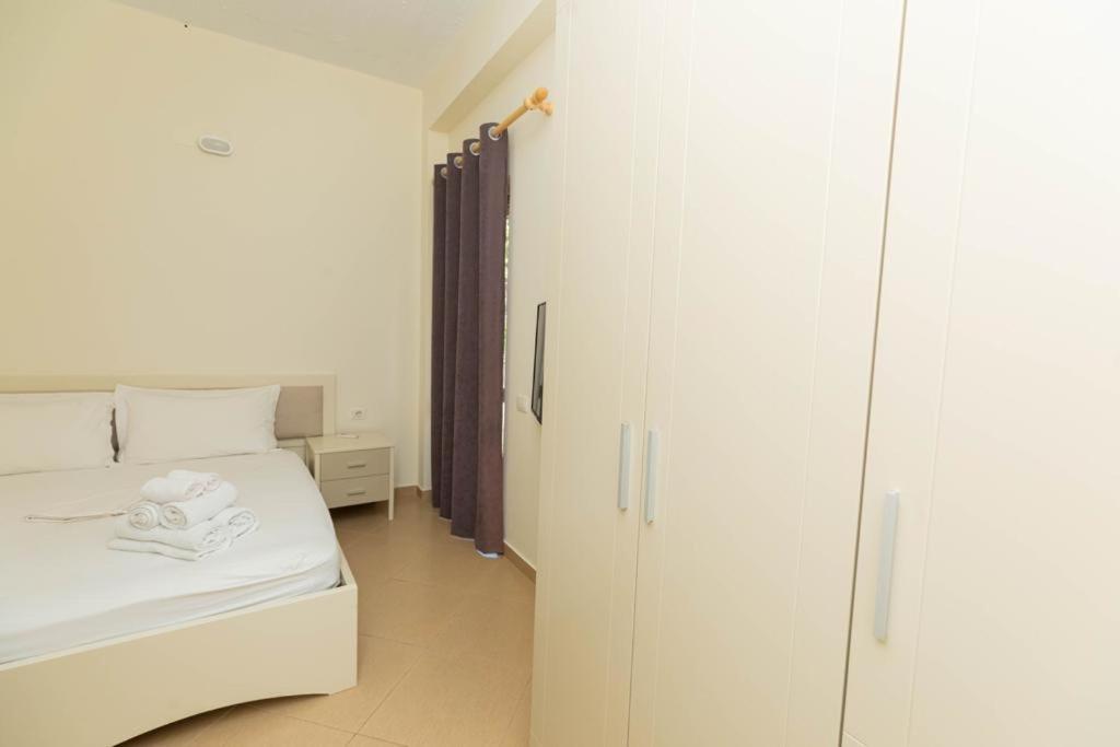 Premier Guest House Avlonya Dış mekan fotoğraf